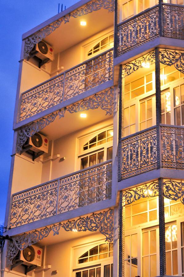 Vendol Maliga Edge Hotel แคนดี้ ภายนอก รูปภาพ