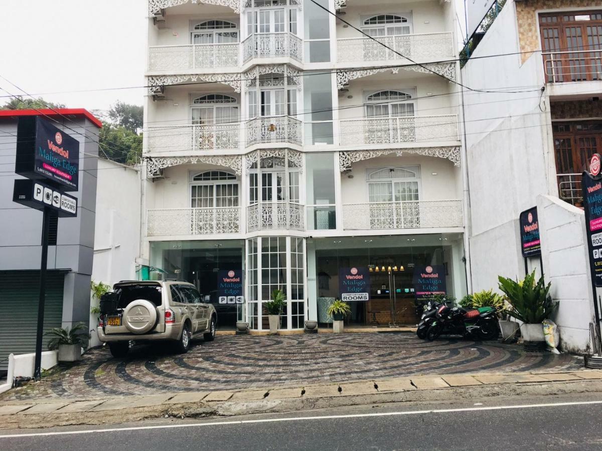 Vendol Maliga Edge Hotel แคนดี้ ภายนอก รูปภาพ
