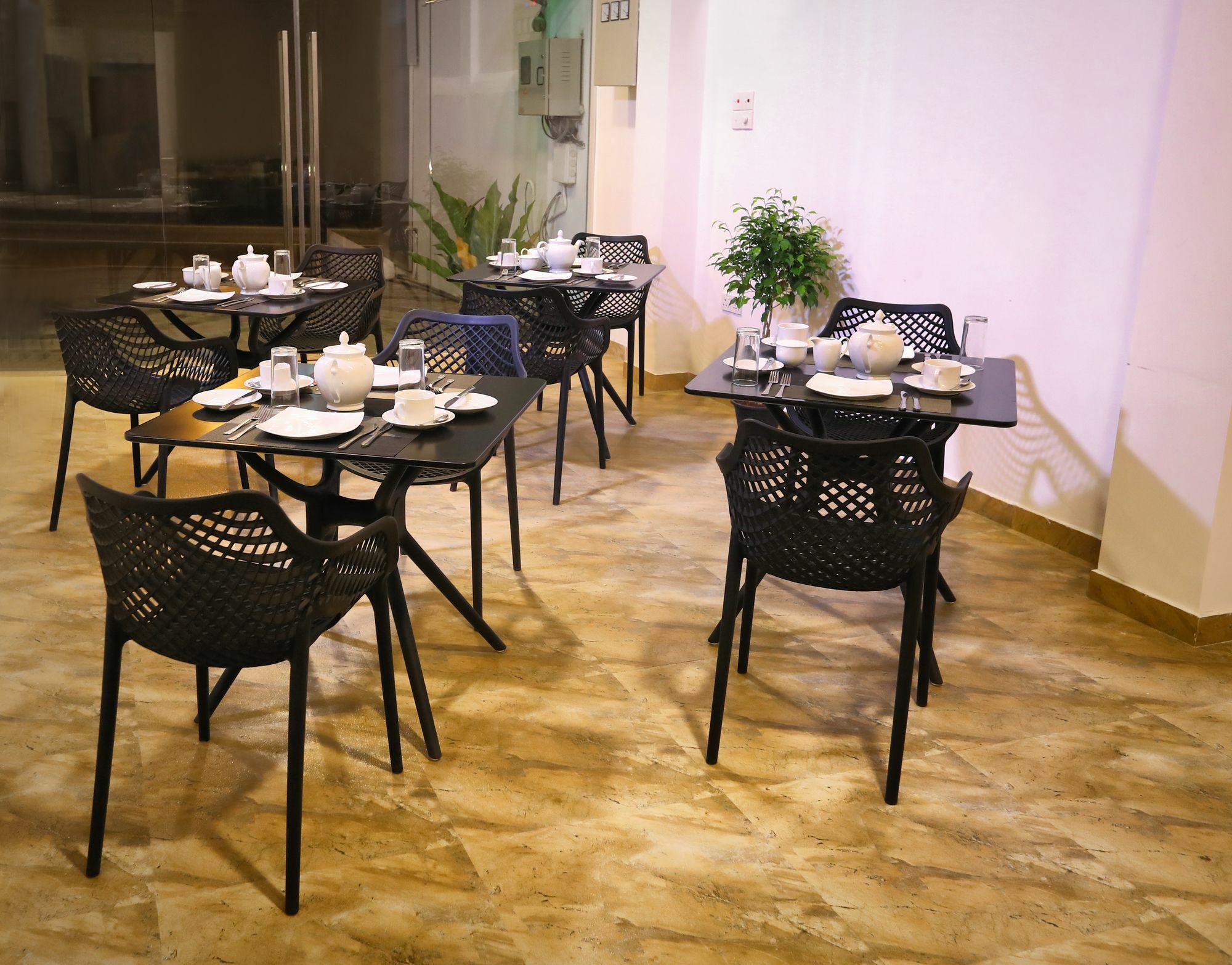 Vendol Maliga Edge Hotel แคนดี้ ภายนอก รูปภาพ